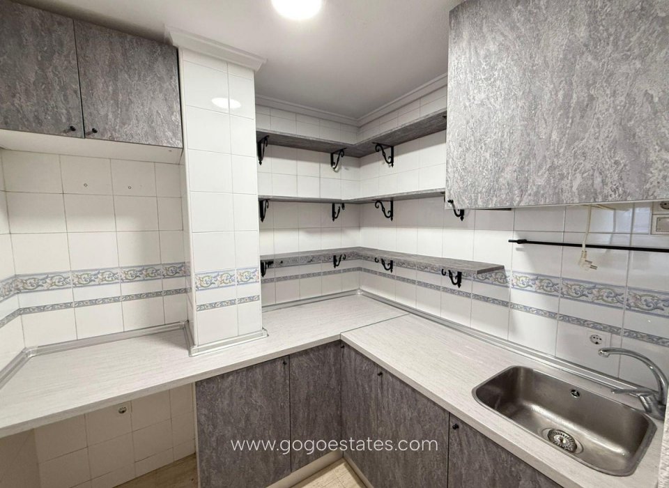 Revente - Appartement - Studio au rez-de-chaussée - Torrevieja - Playa de los Locos