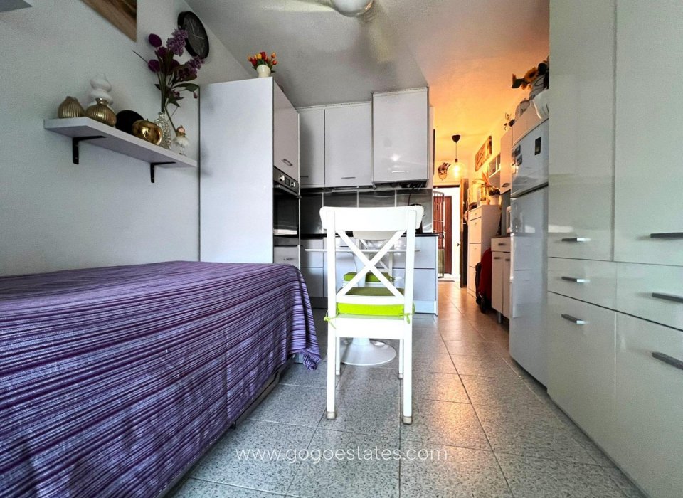 Revente - Appartement - Studio au rez-de-chaussée - Torrevieja - Torrevieja Centro