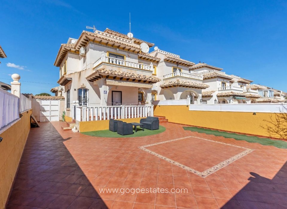 Revente - Maison - Maison mitoyenne - Orihuela - Orihuela Centro
