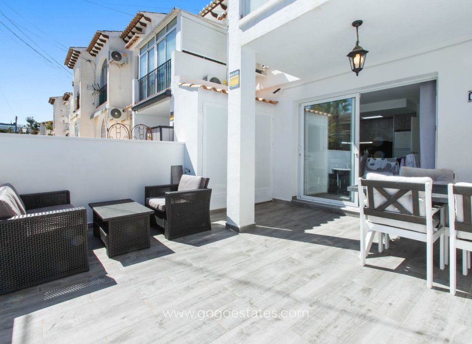 Revente - Maison - Maison mitoyenne - Torrevieja - Lago jardin