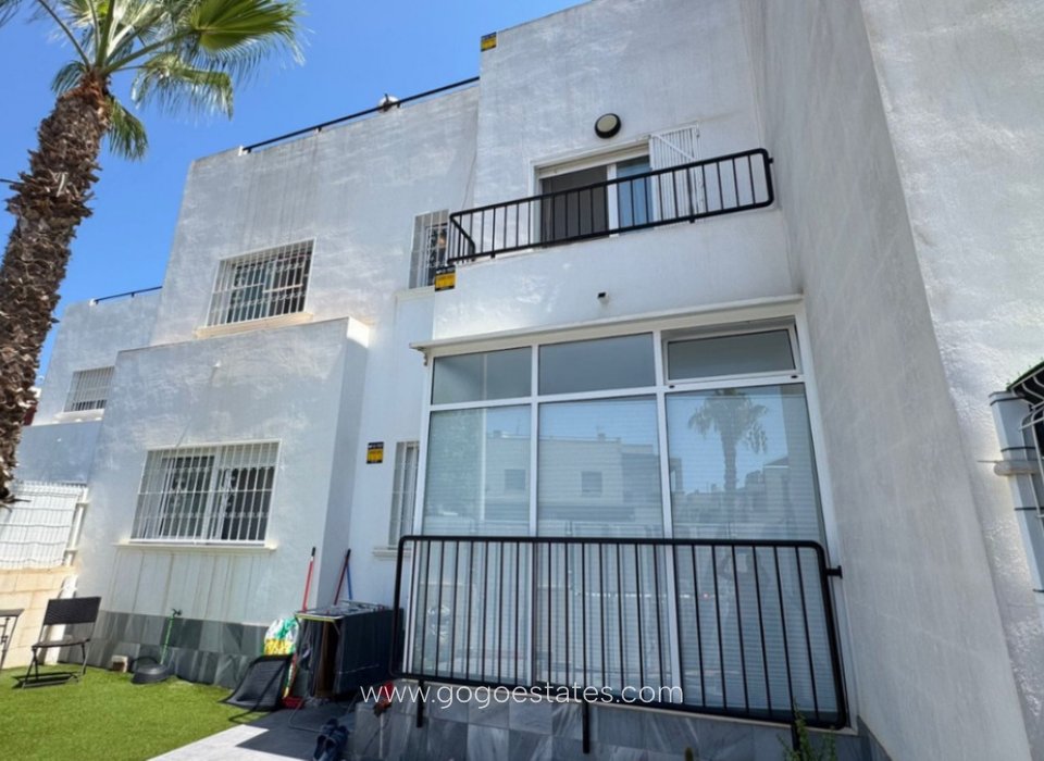 Revente - Maison - Maison mitoyenne - Torrevieja - Torrevieja Centro