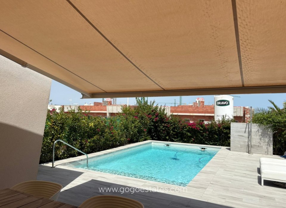 Revente - Maison - Villa Individuelle - Algorfa - La finca golf