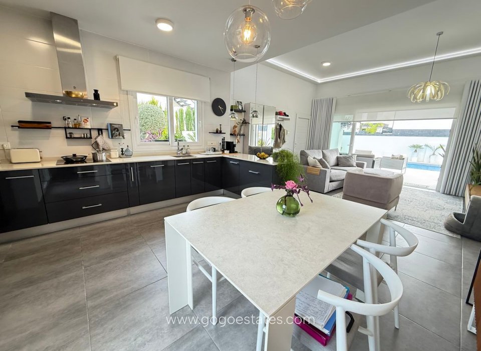 Revente - Maison - Villa Individuelle - Benijofar