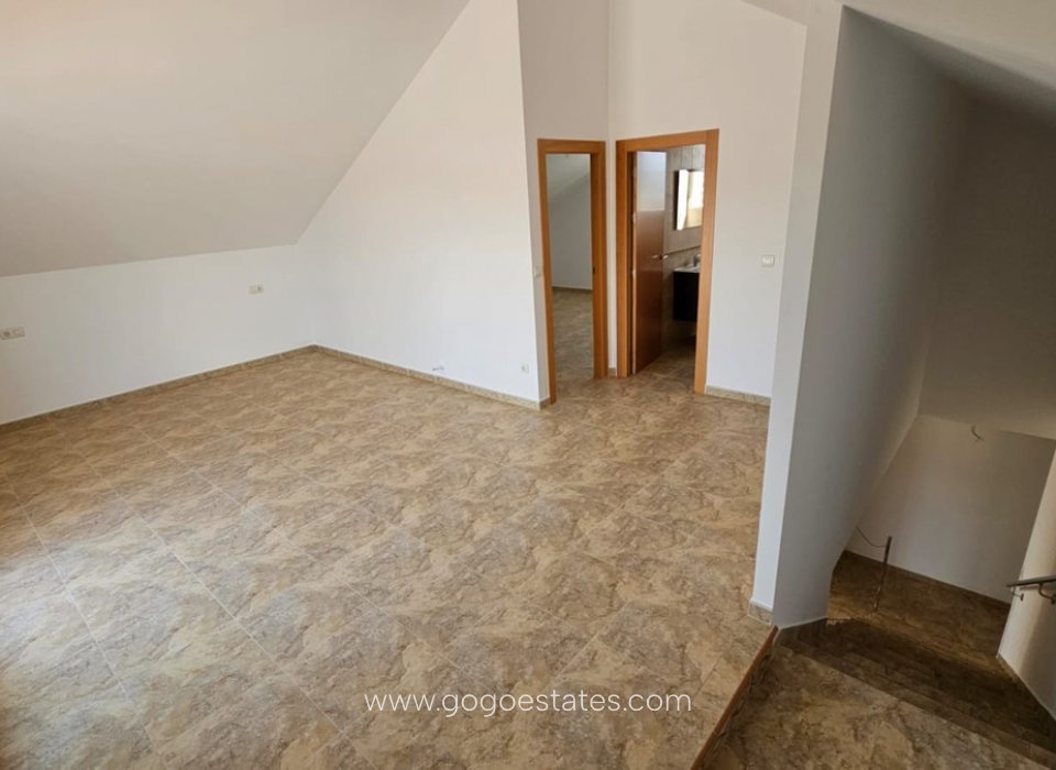 Revente - Maison - Villa Individuelle - Lorca - Lorca Centro