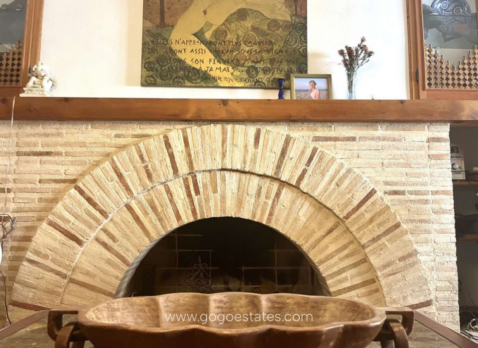 Revente - Maison - Villa Individuelle - Orba - Orba Centro