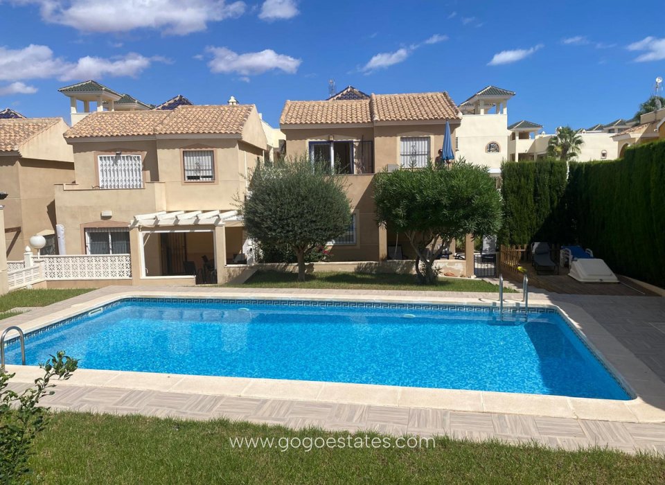 Revente - Maison - Villa Individuelle - Orihuela - Orihuela Centro