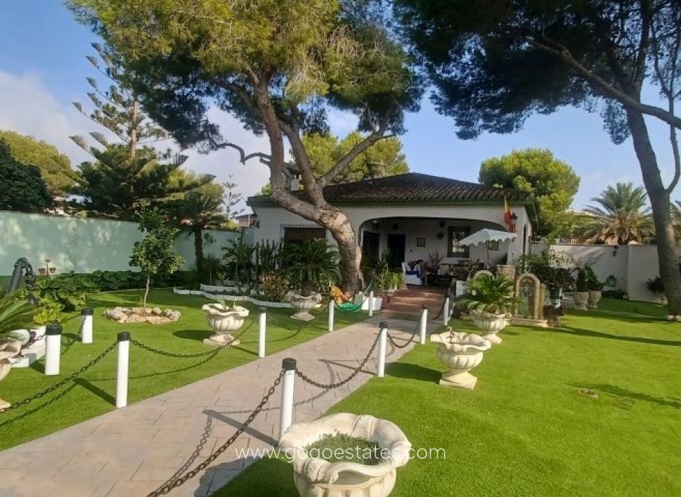 Revente - Maison - Villa Individuelle - Orihuela - Orihuela Costa