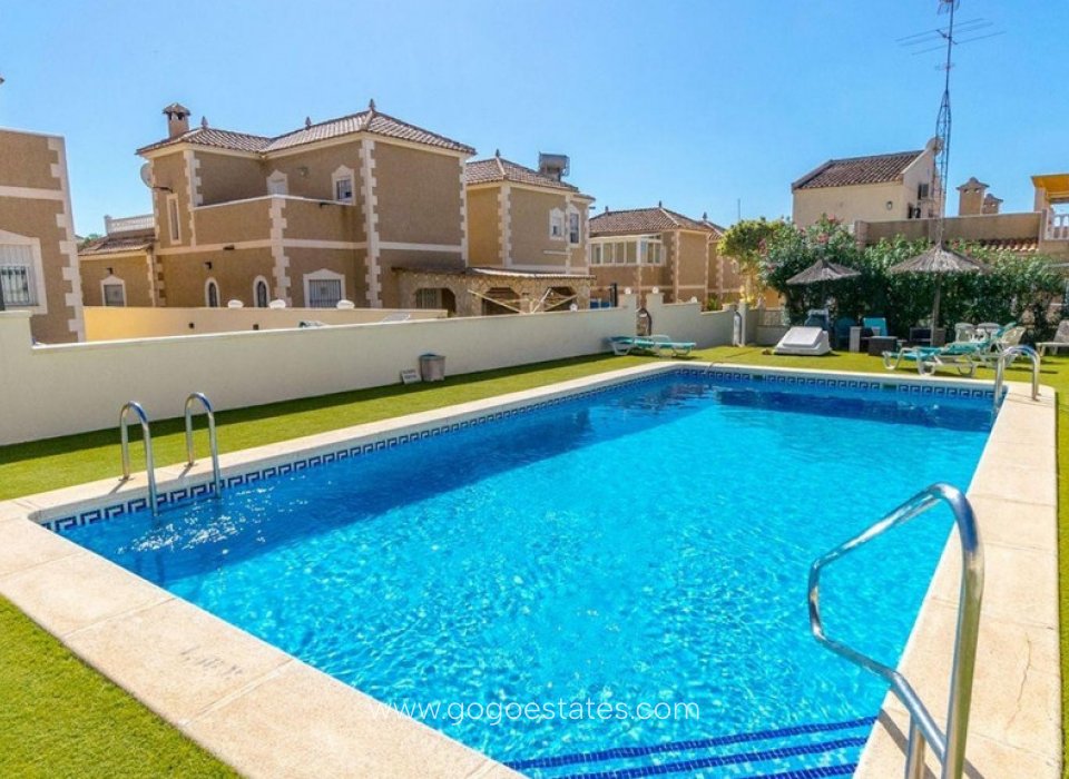 Revente - Maison - Villa Individuelle - Orihuela - Villamartin