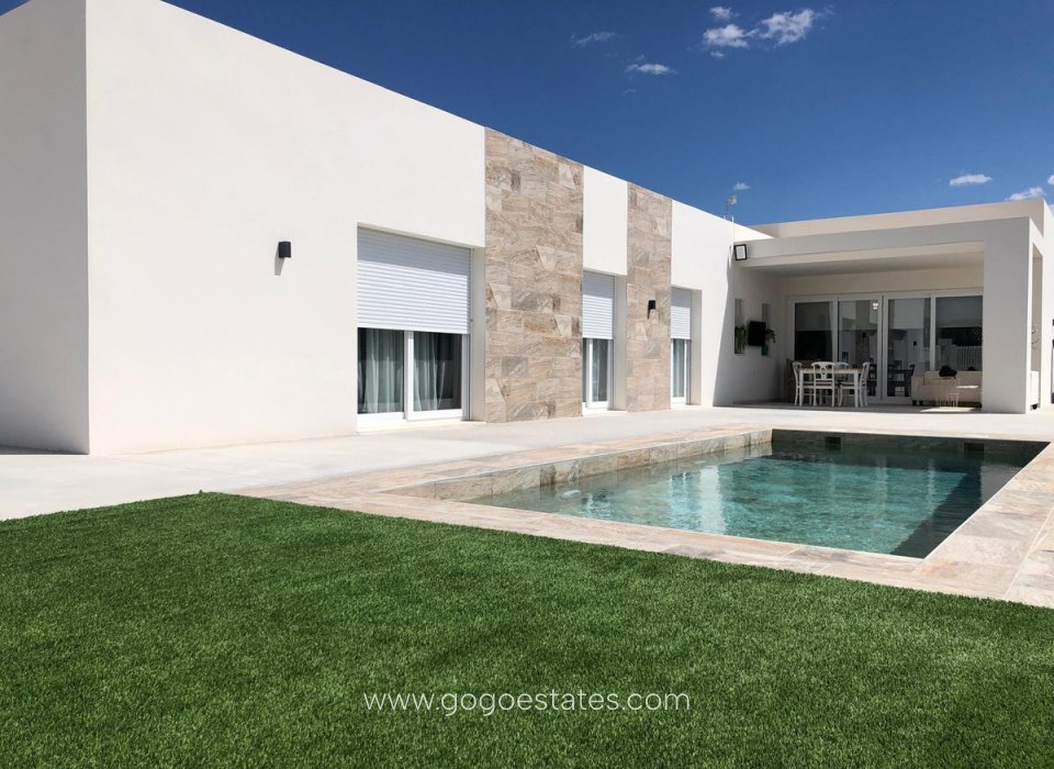 Revente - Maison - Villa Individuelle - Pinoso - Pinoso Centro