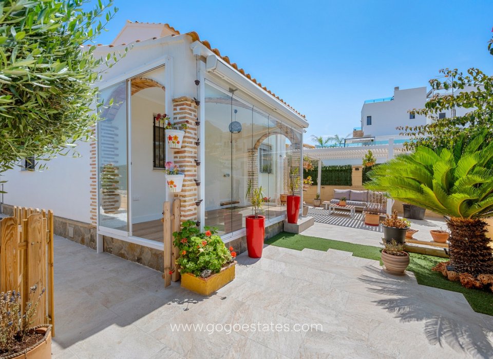 Revente - Maison - Villa Individuelle - Polop - Polop Centro