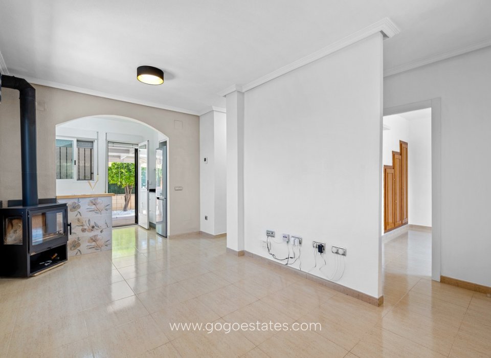 Revente - Maison - Villa Individuelle - Polop - Polop Centro