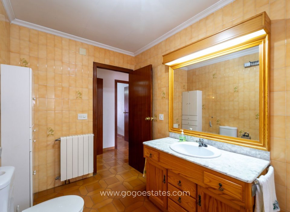 Revente - Maison - Villa Individuelle - Salinas - Salinas Centro