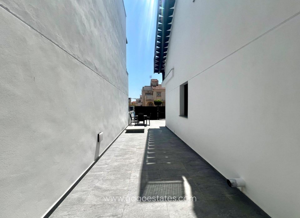 Revente - Maison - Villa Individuelle - Torrevieja - LA SIESTA