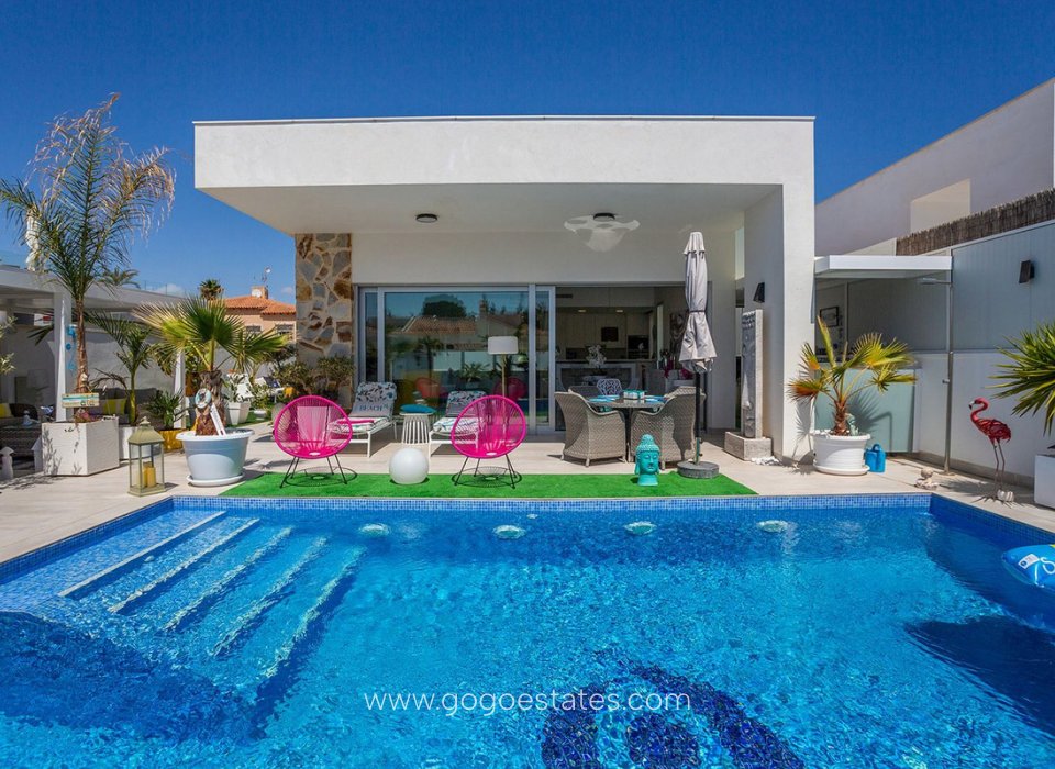 Revente - Maison - Villa Individuelle - Torrevieja - Nueva Torrevieja