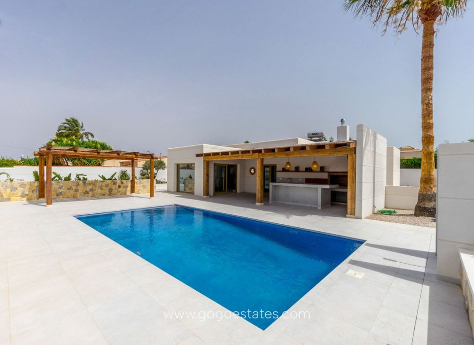 Revente - Maison - Villa Individuelle - Torrevieja - Torrevieja Centro