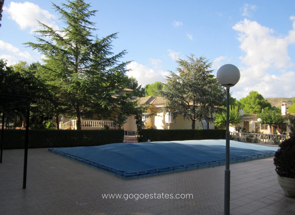 Revente - Maison - Villa Individuelle - Yecla - Yecla Centro