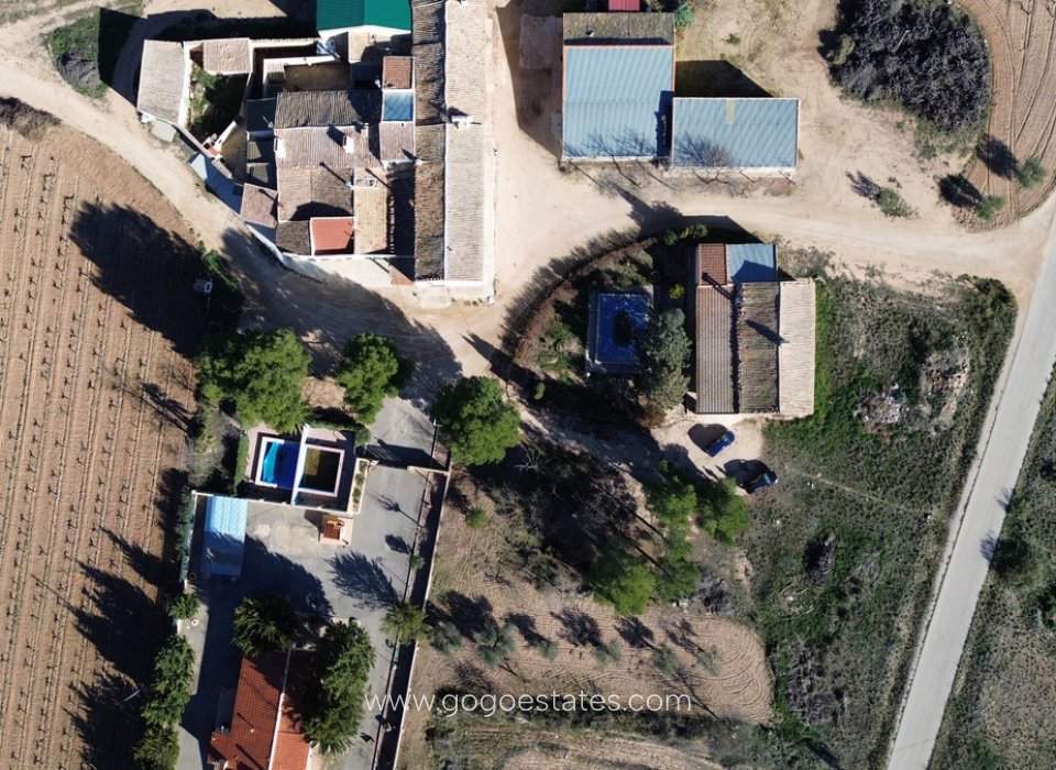 Revente - Maison - Villa Individuelle - Yecla - Yecla Centro