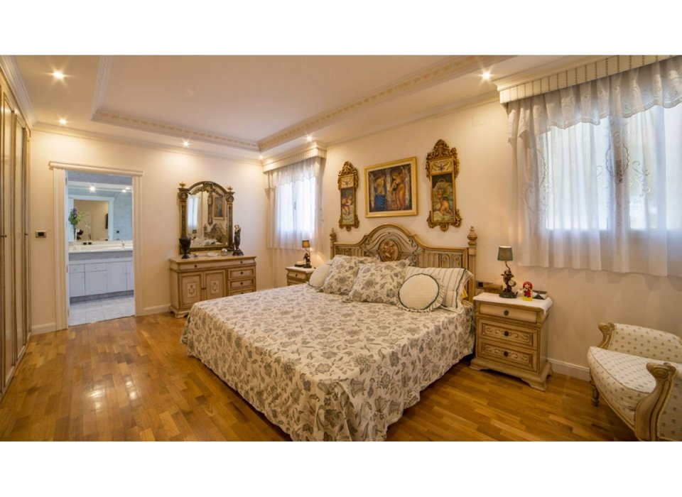 Revente - Maison - Villa Individuelle - Yecla - Yecla Centro