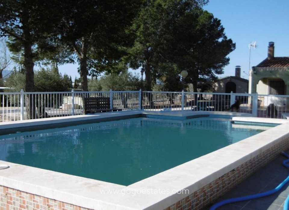 Revente - Maison - Villa Individuelle - Yecla - Yecla Centro