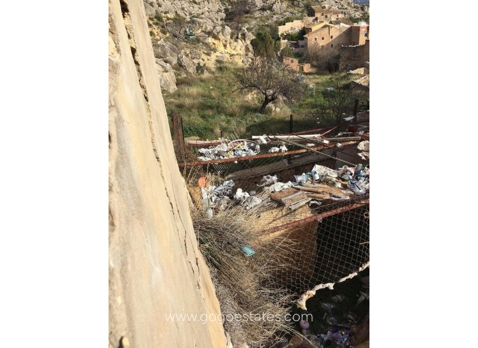 Revente - Terrain - Terrain - Onil - Onil Centro