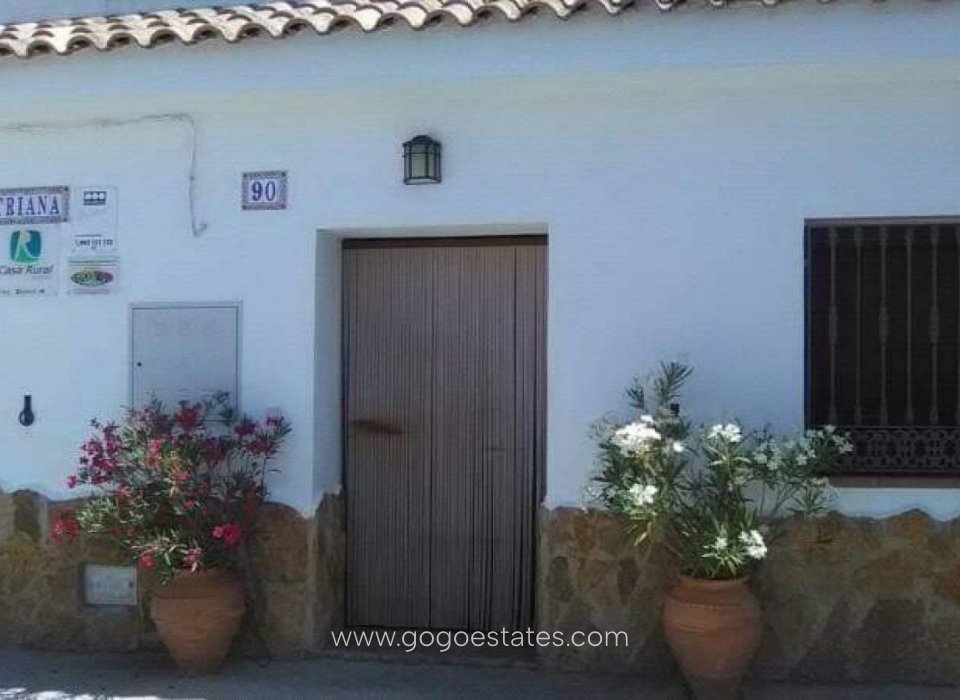 Revente - Villa - Cuevas del Campo - Andalucia