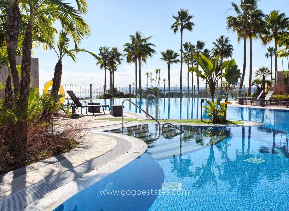 Te koop - Apartamento - Estepona - Nueva Milla De Oro