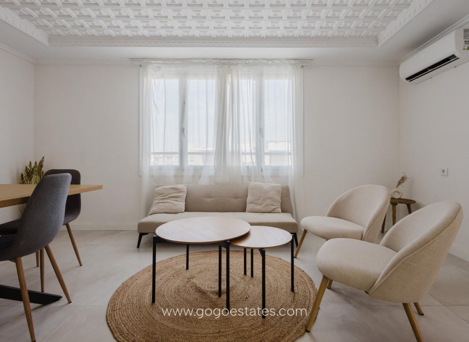 Te koop - Apartment - Torrevieja - Playa Del Acequión