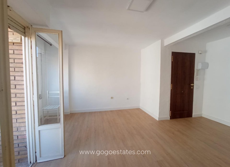 Te koop - Appartement - Appartement op de middelste verdieping - Alicante - Alicante Centro
