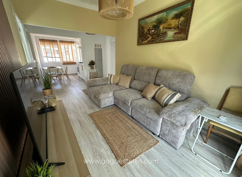 Te koop - Appartement - Appartement op de middelste verdieping - Alicante - Alicante Centro