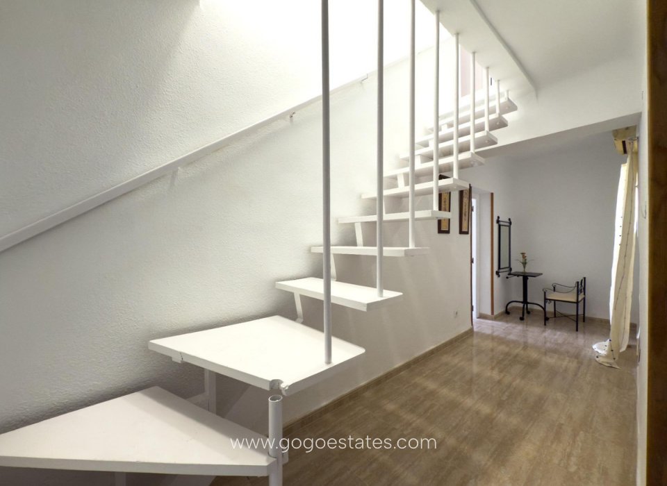 Te koop - Appartement - Appartement op de middelste verdieping - Alicante - Alicante Centro