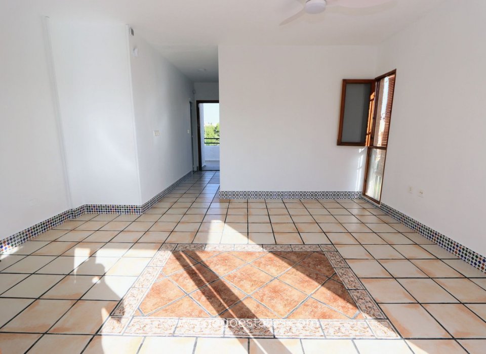 Te koop - Appartement - Appartement op de middelste verdieping - Orihuela - Villamartin