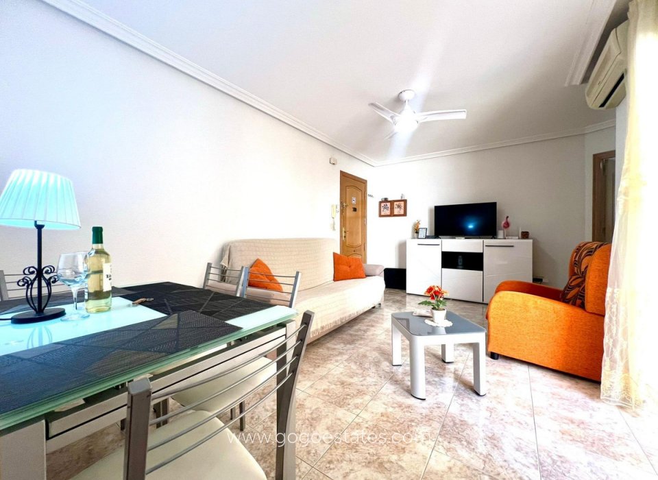 Te koop - Appartement - Appartement op de middelste verdieping - Torrevieja - Aguas Nuevas