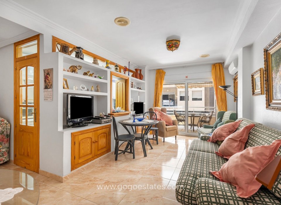 Te koop - Appartement - Appartement op de middelste verdieping - Torrevieja - La Mata