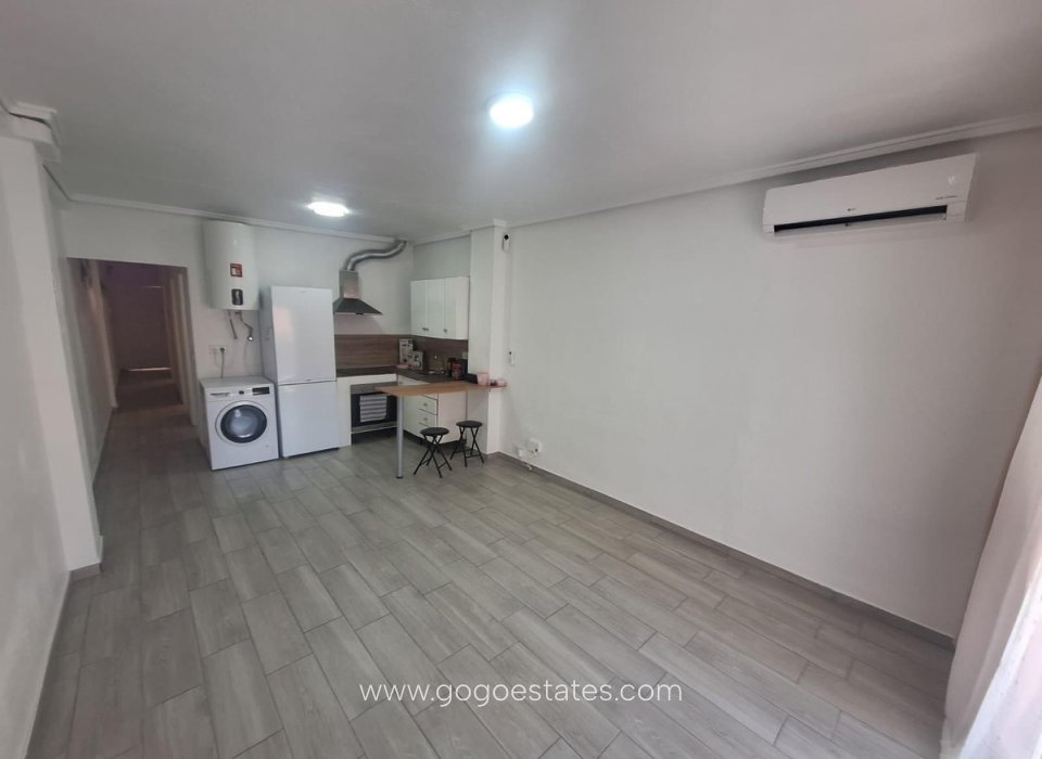 Te koop - Appartement - Appartement op de middelste verdieping - Torrevieja - Playa del Cura