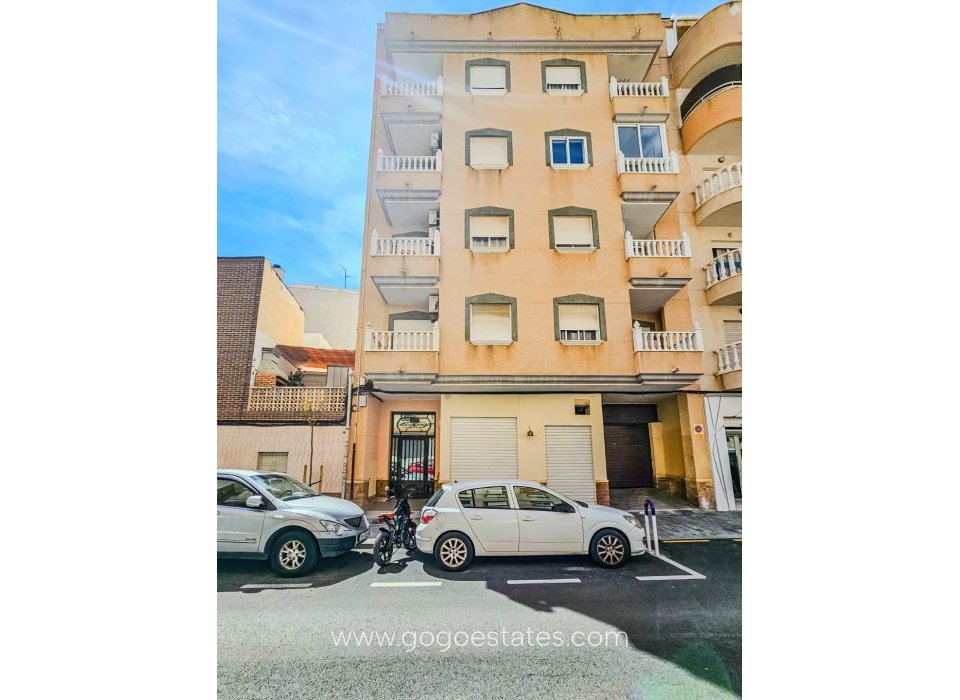 Te koop - Appartement - Appartement op de middelste verdieping - Torrevieja - Playa del Cura