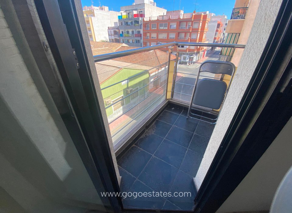 Te koop - Appartement - Appartement op de middelste verdieping - Torrevieja - Torrevieja Centro