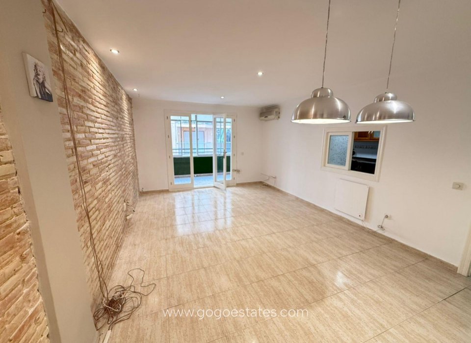 Te koop - Appartement - Appartement op de middelste verdieping - Torrevieja - Torrevieja Centro