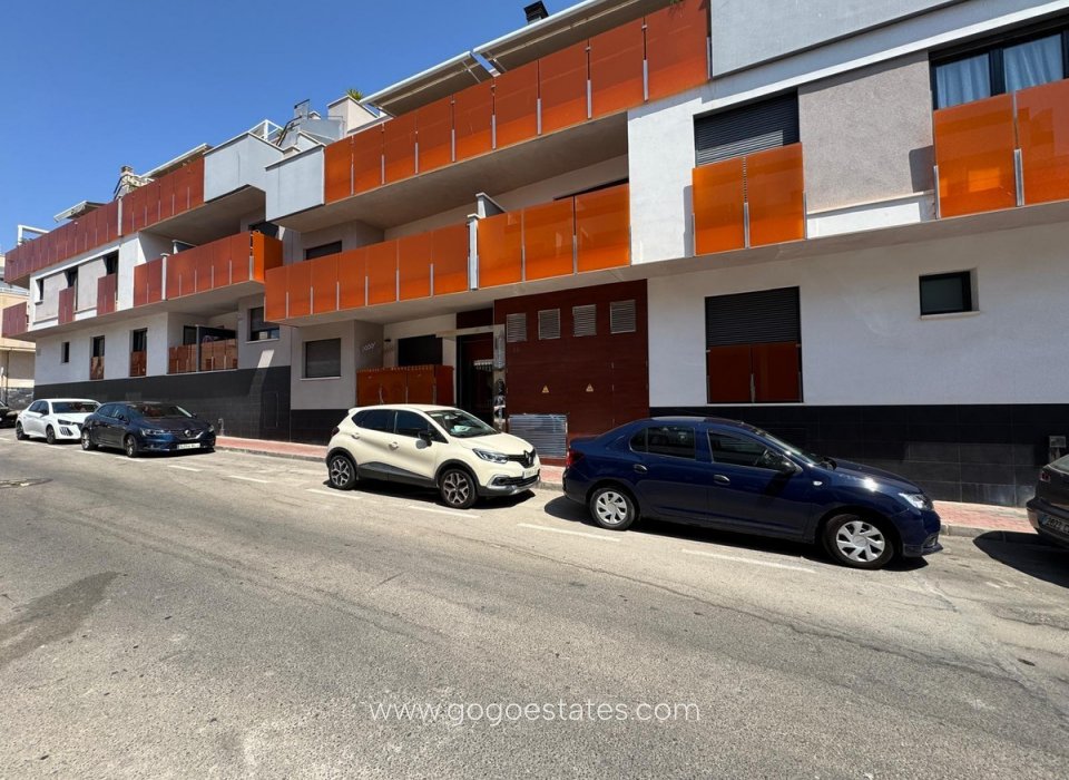 Te koop - Appartement - Appartement op de middelste verdieping - Torrevieja - Torrevieja Centro
