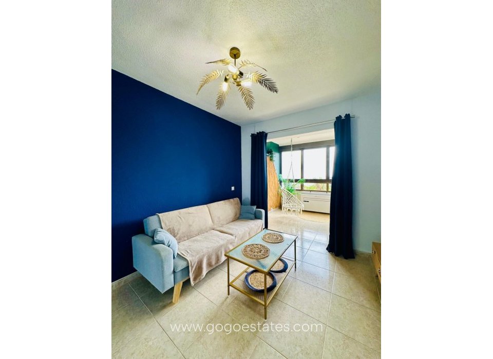 Te koop - Appartement - Appartement op de middelste verdieping - Torrevieja - Torrevieja Centro