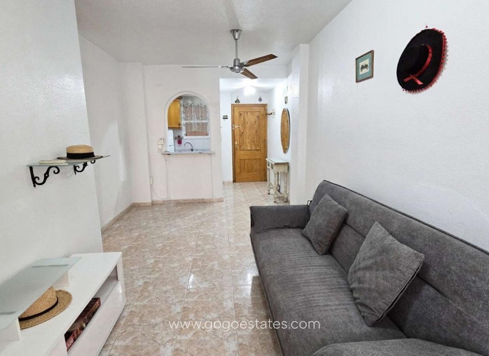 Te koop - Appartement - Appartement op de middelste verdieping - Torrevieja - Torrevieja Centro