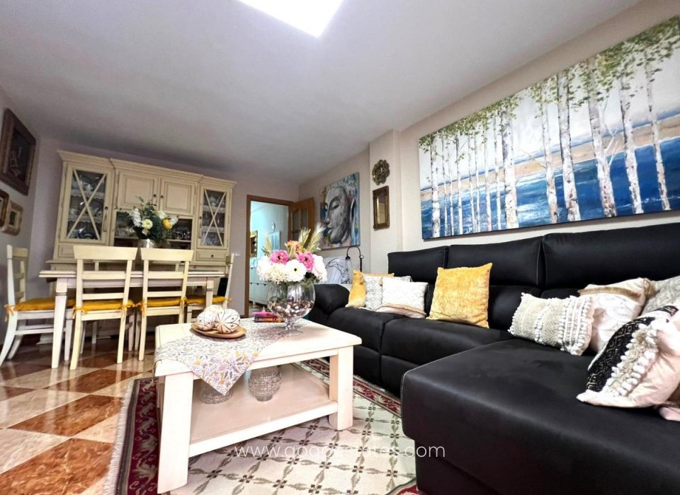 Te koop - Appartement - Appartement op de middelste verdieping - Torrevieja - Torrevieja Centro