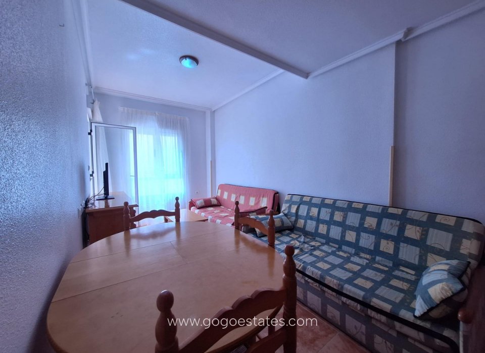 Te koop - Appartement - Appartement op de middelste verdieping - Torrevieja - Torrevieja Centro