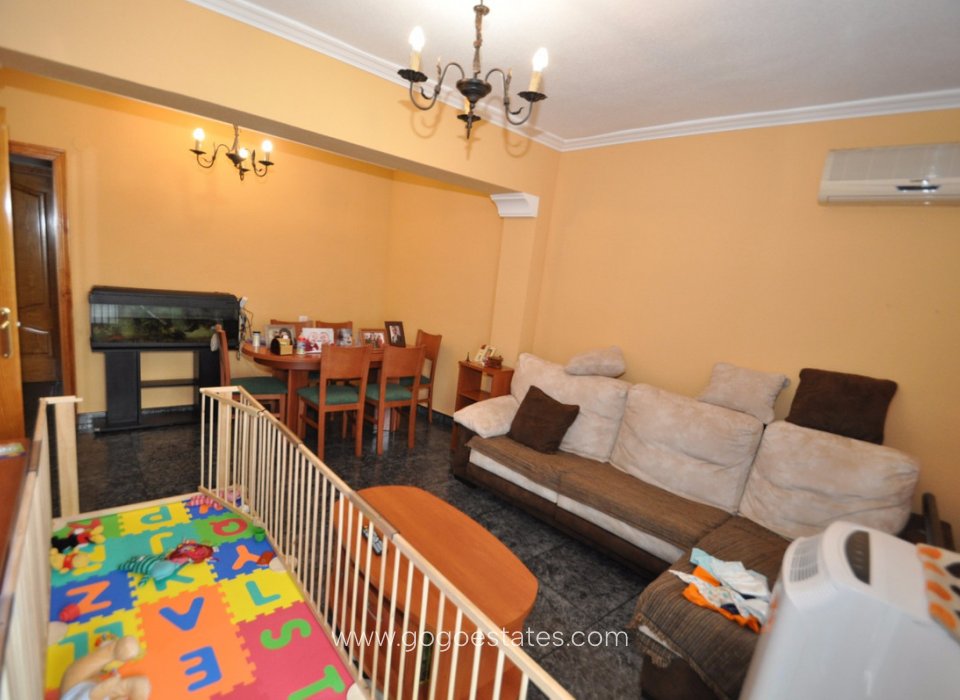 Te koop - Appartement - Appartement op de middelste verdieping - Villena - Villena Centro