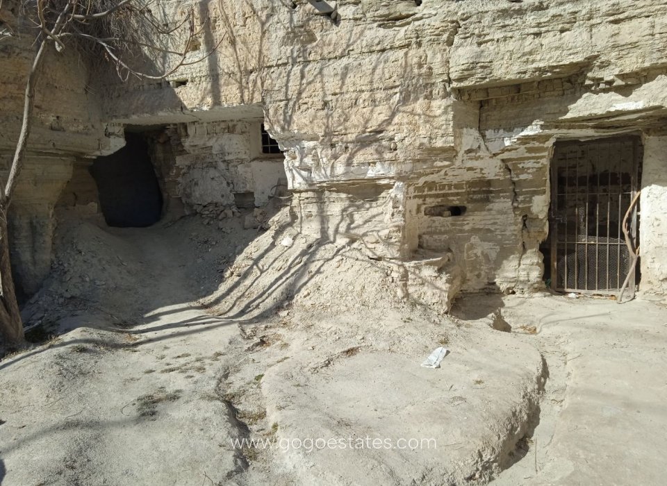 Te koop - Casa Cueva - Benamaurel