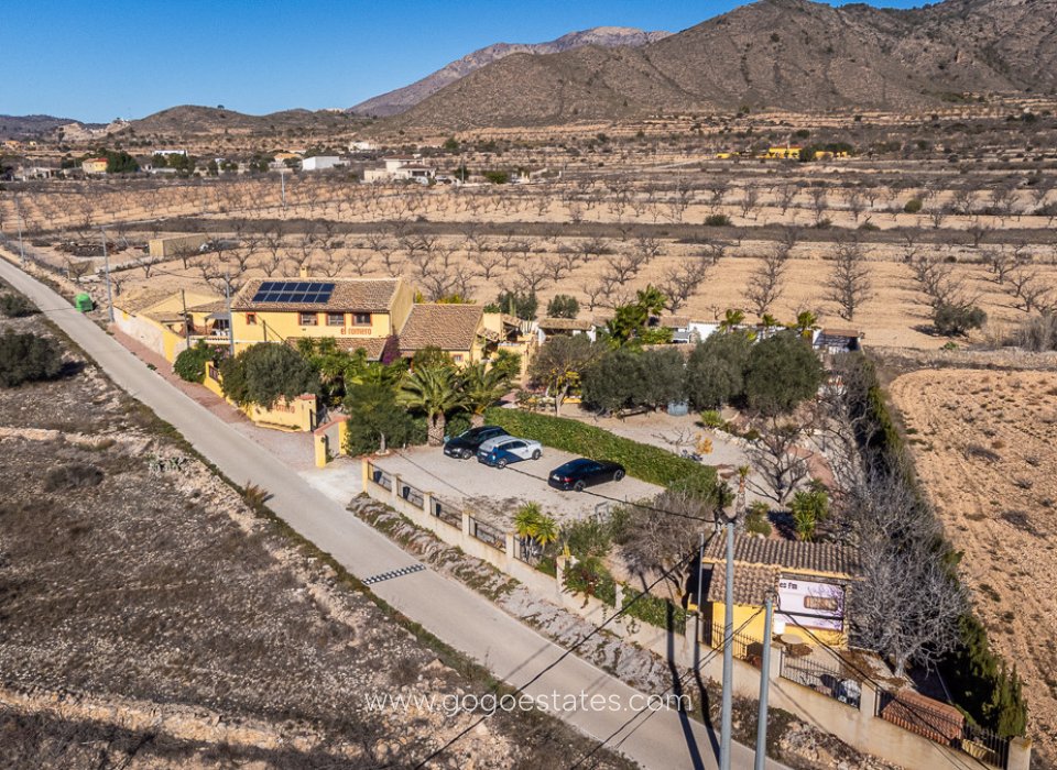 Te koop - Commercieel - Bed and Breakfast - Alicante - Hondón de las Nieves Centro