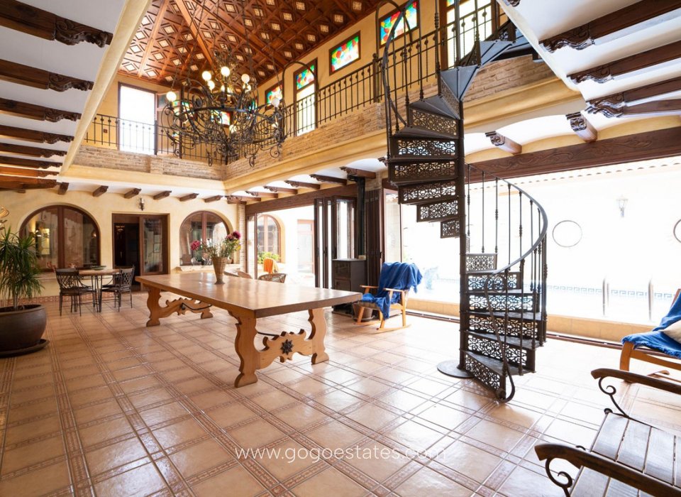 Te koop - Commercieel - Zakelijk - San Miguel De Salinas - San Miguel de Salinas Centro