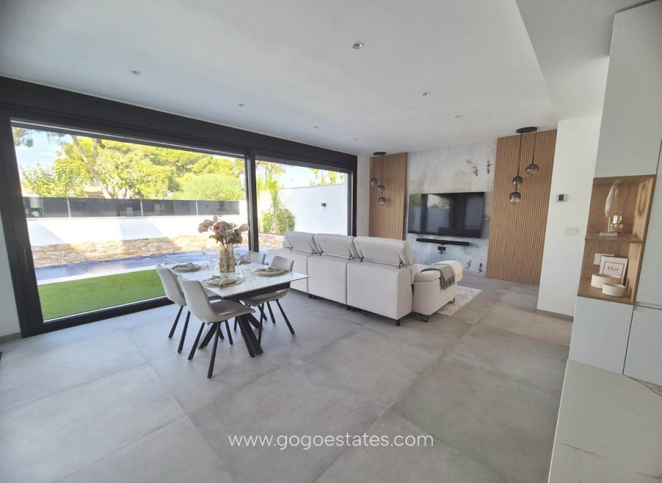 Te koop - Halfvrijstaande duplexwoning - Los Alcazares - La Minería