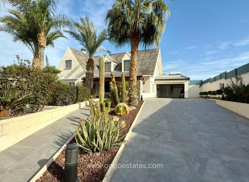 Te koop - Huis - Bungalow - Alicante - Alicante Centro