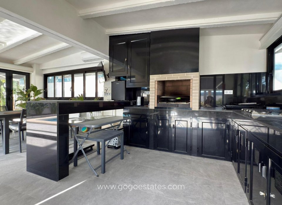 Te koop - Huis - Bungalow - Alicante - Alicante Centro