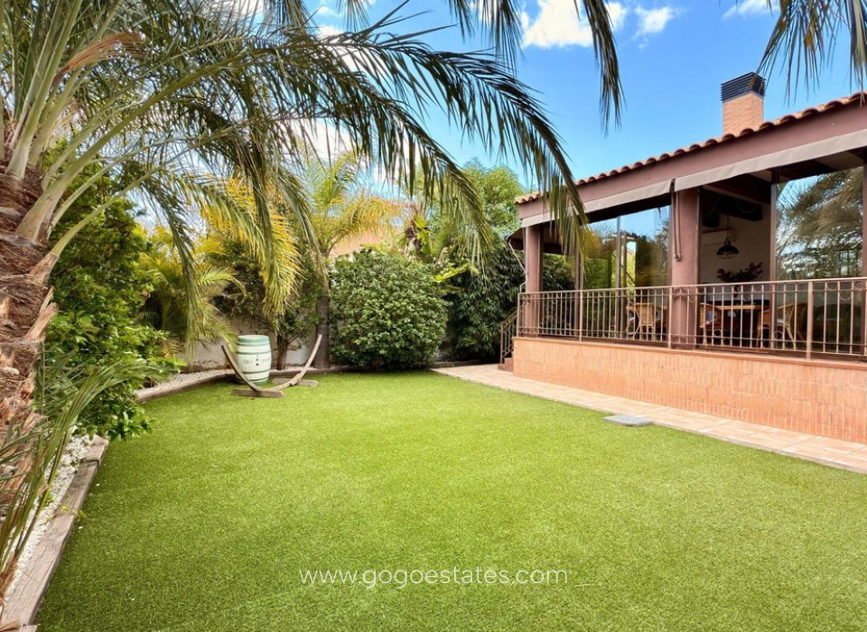 Te koop - Huis - Bungalow - Mutxamel - Mutxamel Centro